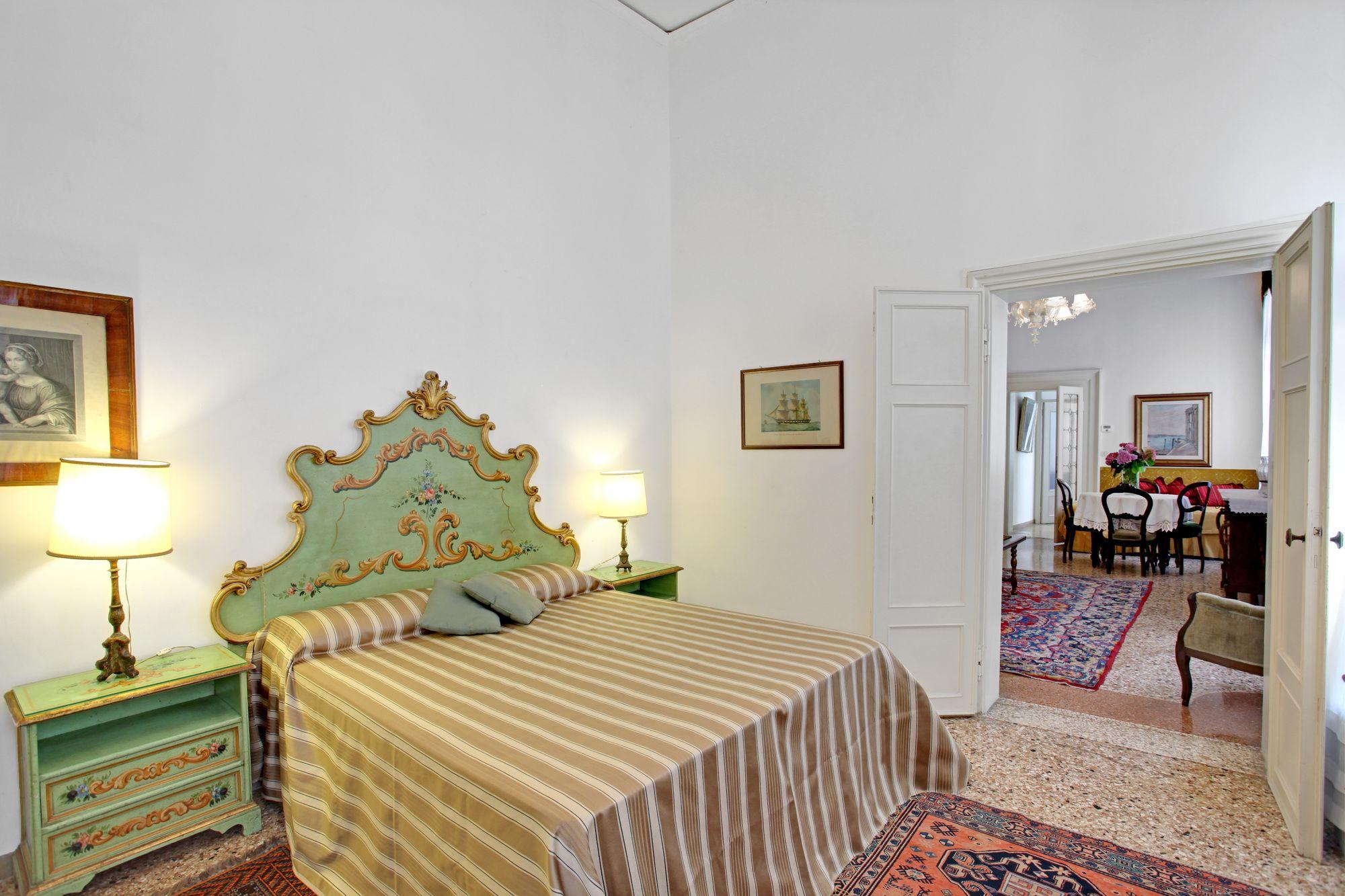 Testa - Wr Apartments Венеция Экстерьер фото